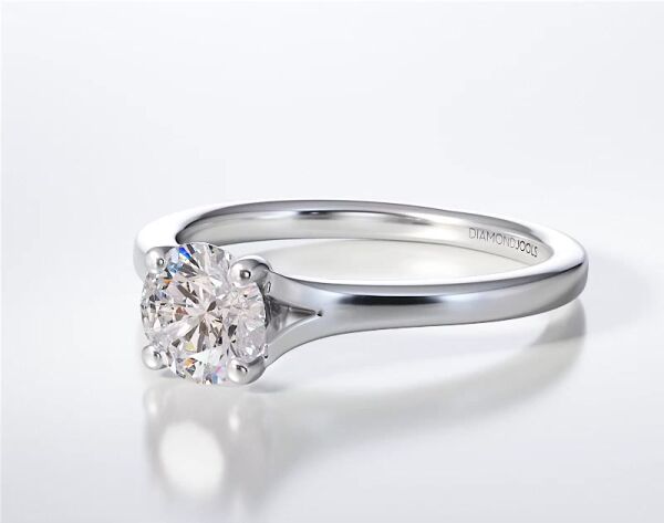 SOLITAIRE RING 092